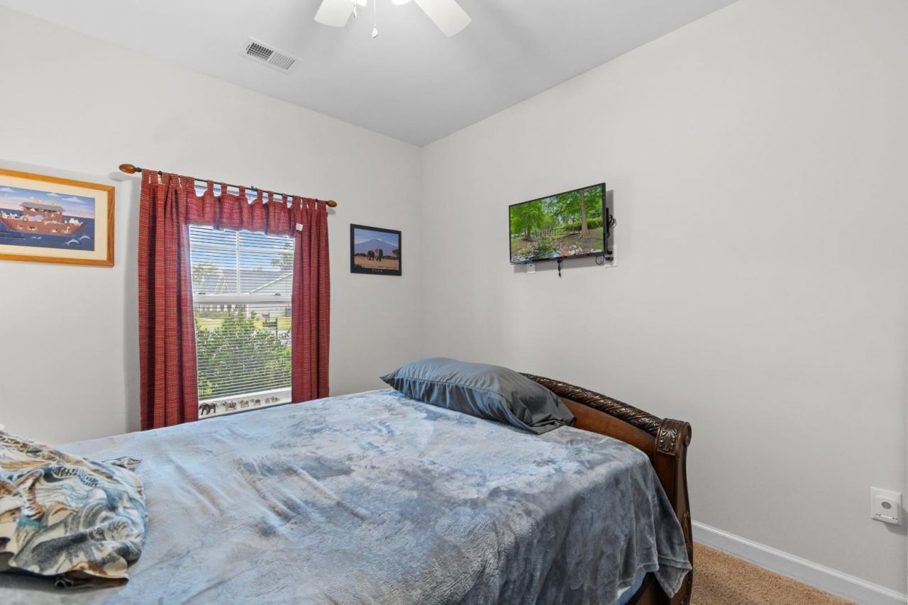 912 Queensferry Ct. Photo 25