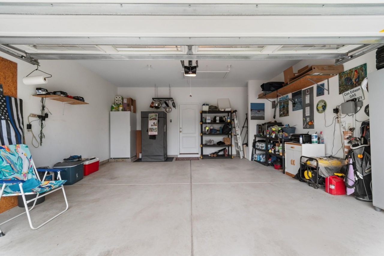 912 Queensferry Ct. Photo 29
