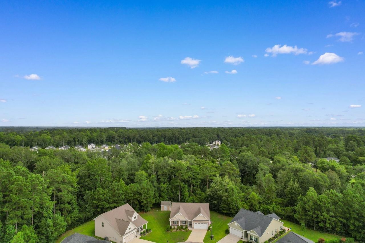 912 Queensferry Ct. Photo 45
