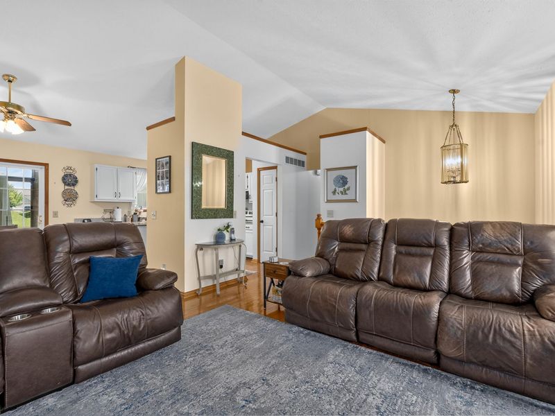 1212 Farmcrest Drive, Union, KY 41091 Photo 15