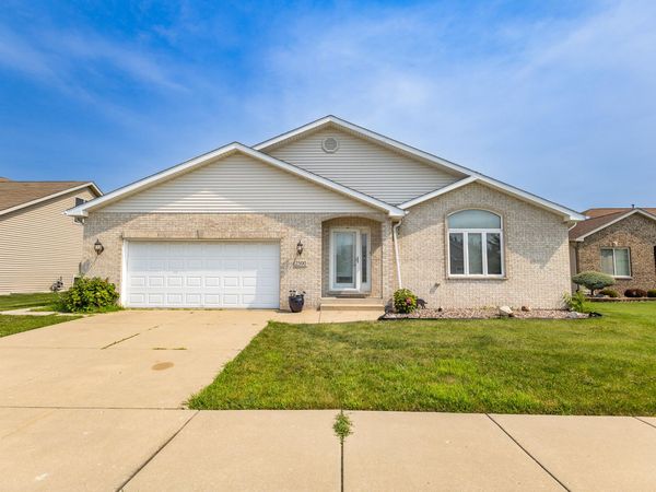 2500 W 86th Avenue , Merrillville, IN 46410