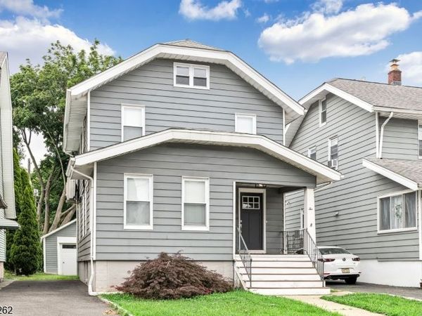 2 Grove St, Bloomfield, NJ 07003
