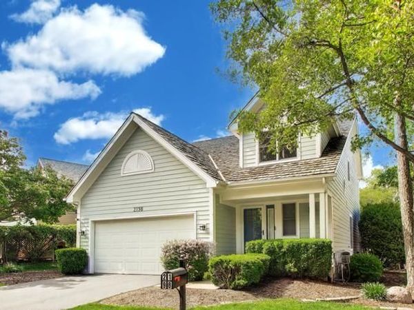 2198 Brookside Lane , Aurora, IL 60502