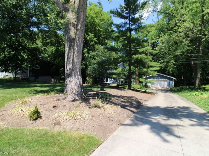 149 Lowrie Boulevard, Northfield, OH 44067 Photo 3