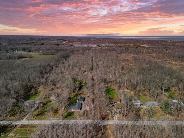 County Line Road , Madison, OH 44057
