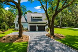 5197 Stablegate Lane photo 4