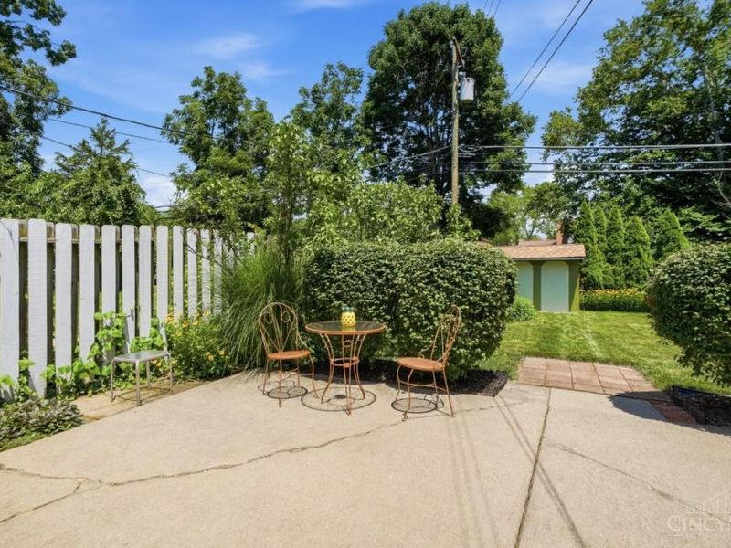 50 Hadley Road, Greenhills, OH 45218 Photo 31