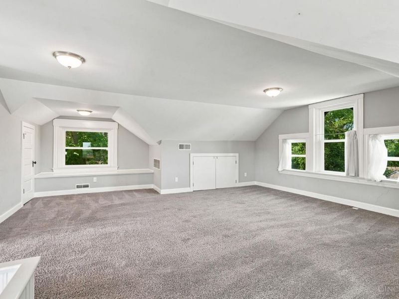 3229 Woodburn Avenue, Cincinnati, OH 45207 Photo 41
