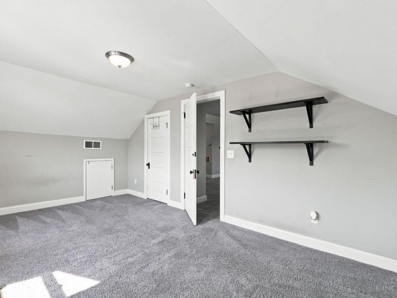 3229 Woodburn Avenue, Cincinnati, OH 45207 Photo 43