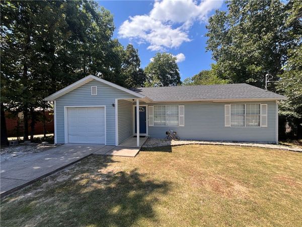 23 Murphy Drive , Bella Vista, AR 72715