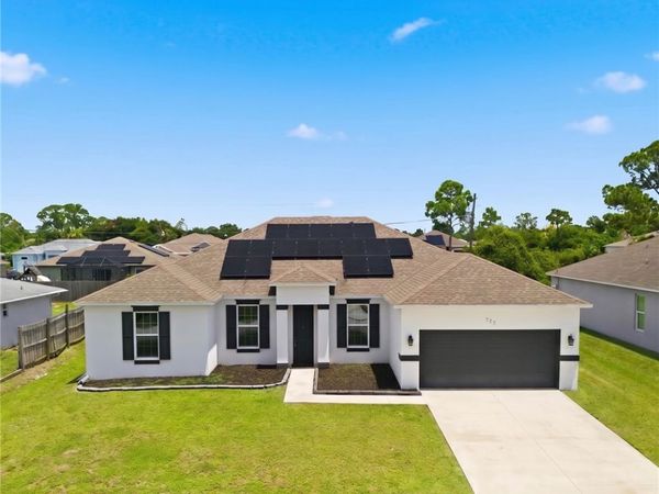 777 Indigo Street SE, Palm Bay, FL 32909