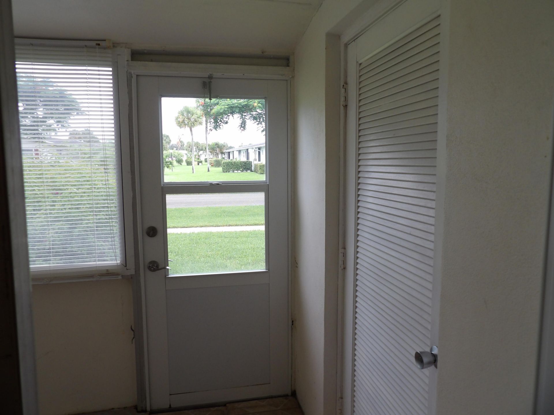 2679 Emory Drive E, Unit F, West Palm Beach, FL 33415 Photo