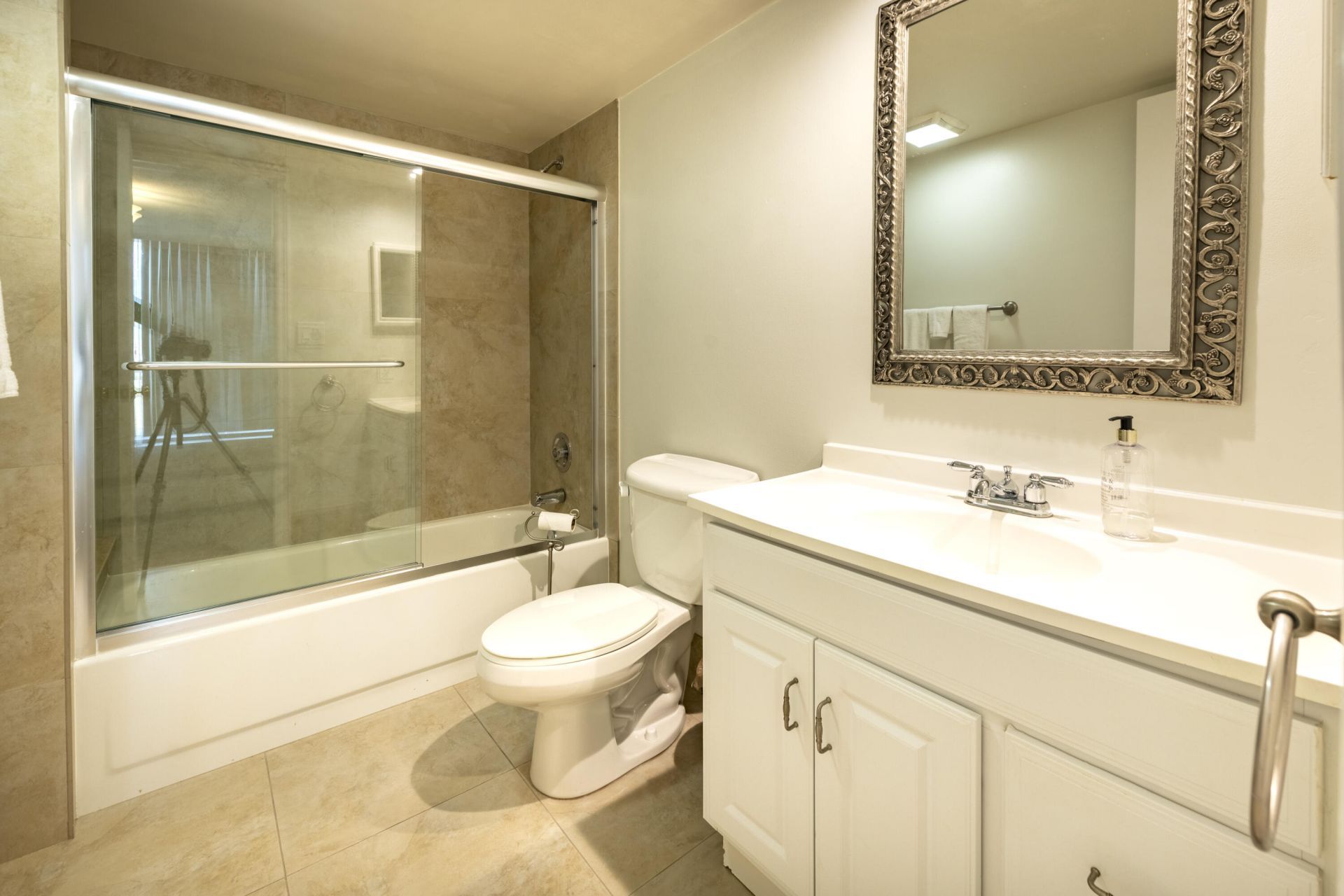 525 N Ocean Boulevard, Unit 423, Pompano Beach, FL 33062 Photo