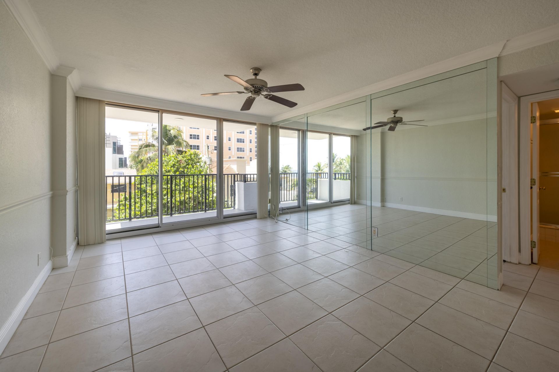 525 N Ocean Boulevard, Unit 423, Pompano Beach, FL 33062 Photo