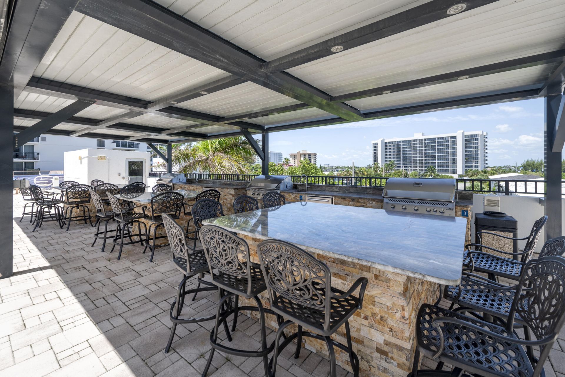 525 N Ocean Boulevard, Unit 423, Pompano Beach, FL 33062 Photo