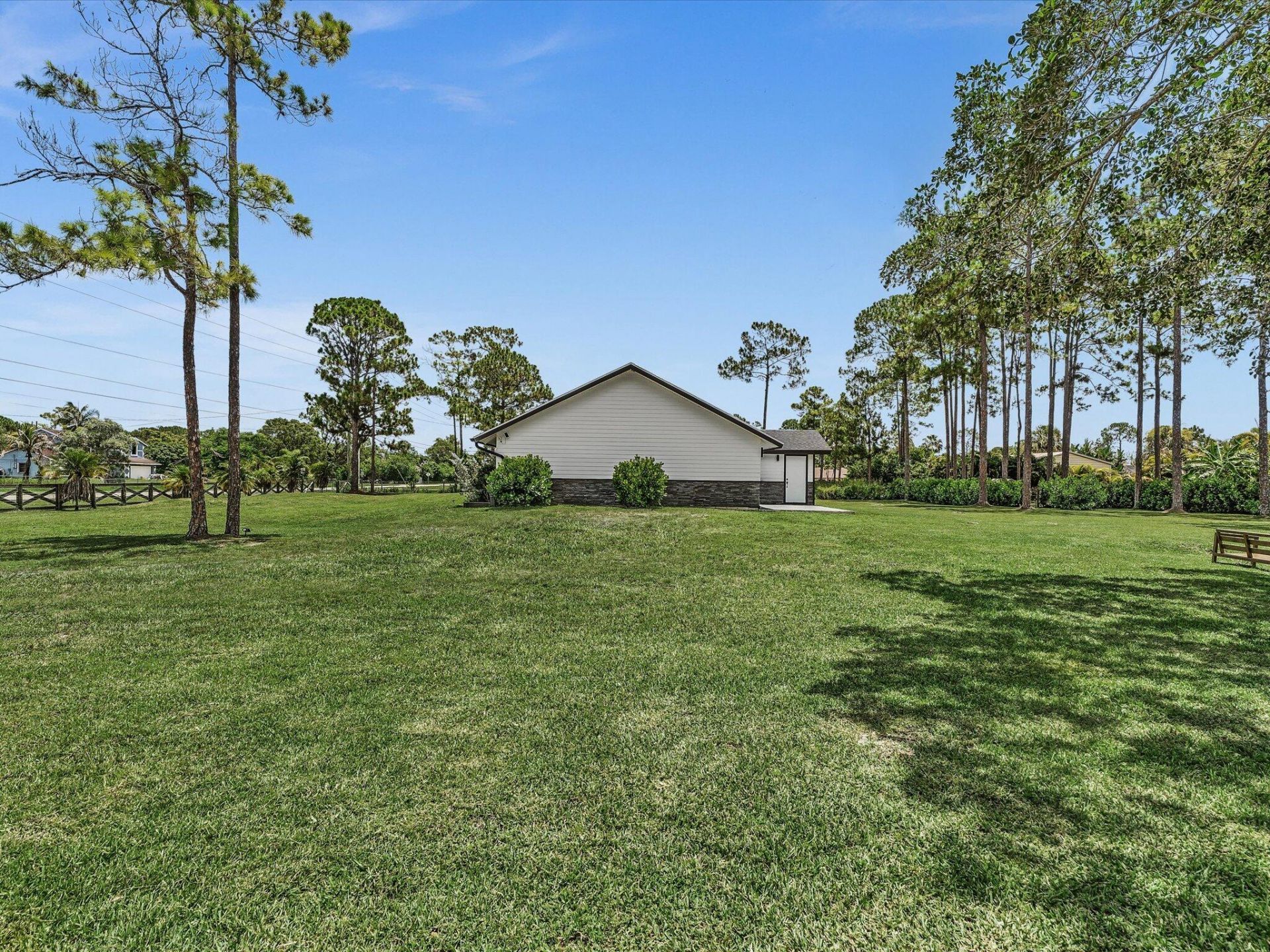 14566 Temple Boulevard, The Acreage, FL 33470 Photo