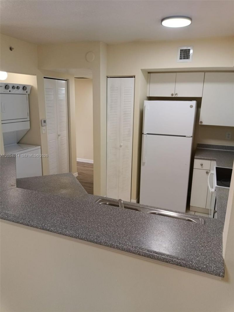 17602 NW 25th Ave, Unit 307, Miami Gardens, FL 33056 Photo