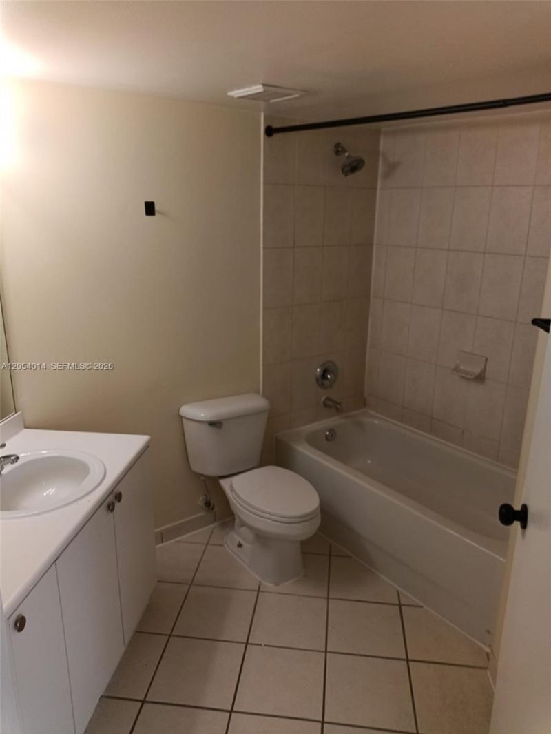 17602 NW 25th Ave, Unit 307, Miami Gardens, FL 33056 Photo