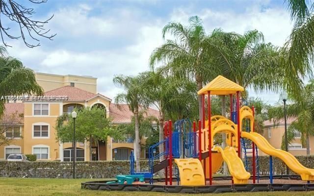 5580 NW 61st St , Unit 602, Coconut Creek, FL 33073 Photo