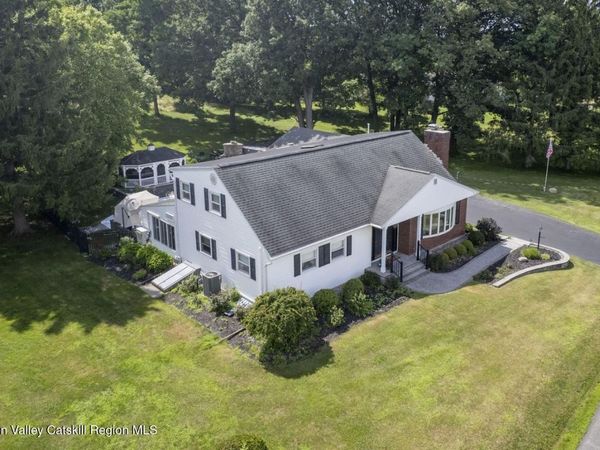 1178 Van Hoesen Road, Castleton, NY 12033