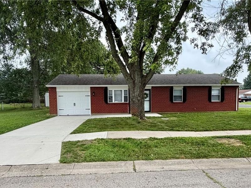 526 S Maple Street, Eaton, OH 45320 Photo 2