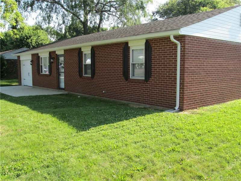 526 S Maple Street, Eaton, OH 45320 Photo 2
