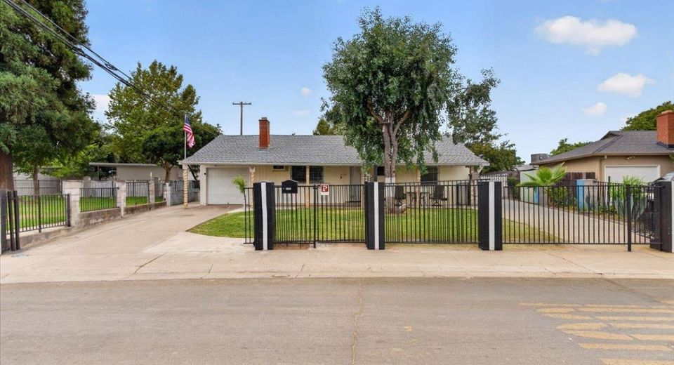 3125 Fairfield St, Sacramento, CA 95815 Photo