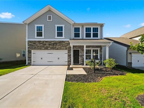 1447 Seawatch Drive , Winston-Salem, NC 27127