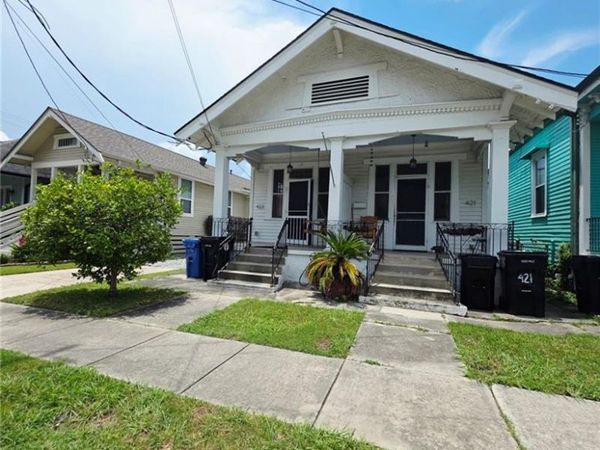 423 S GENOIS Street , New Orleans, LA 70119