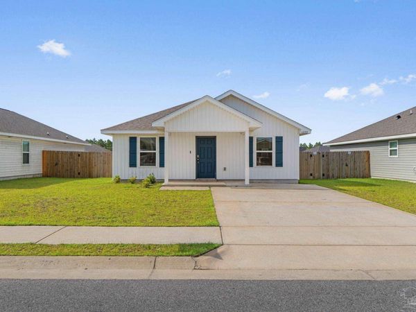 6222 June Bug Dr, Milton, FL 32583
