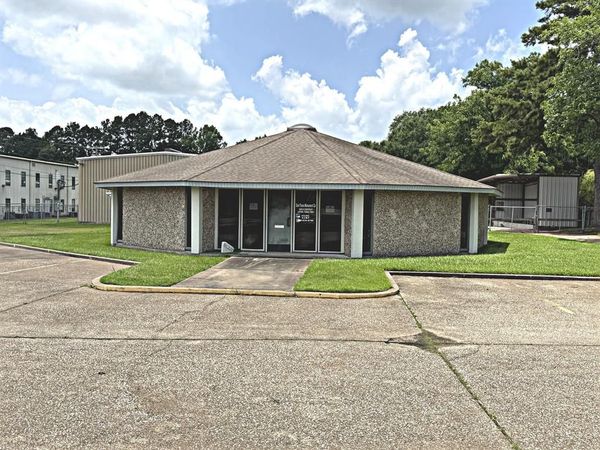 1208 S Chestnut Street , Lufkin, TX 75901