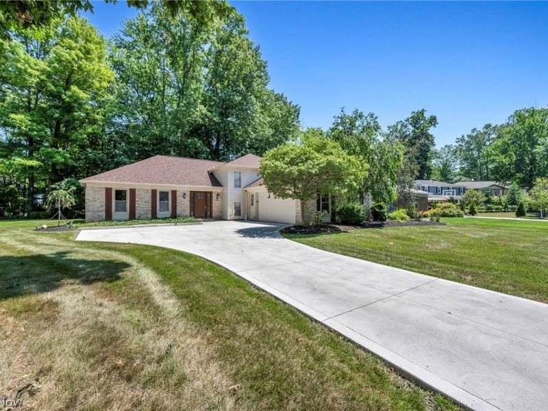3159 Creekside Drive, Westlake, OH 44145 Photo 3