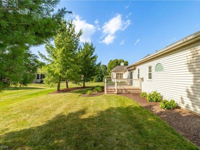 1993 Wynstone Circle NE, North Canton, OH 44720 Photo 5