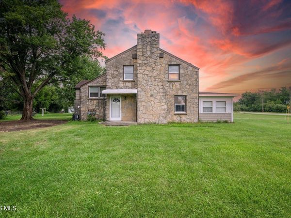 7230 Stitt Road , Waterville, OH 43566