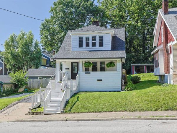 1753 William Howard Taft Road, Cincinnati, OH 45206
