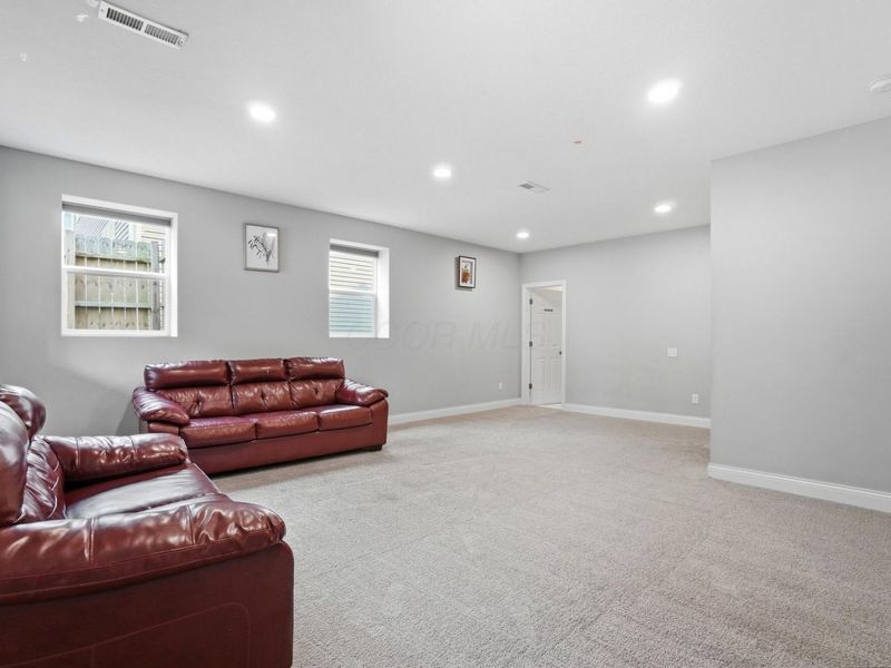 3816 Emmons Avenue, Columbus, OH 43219 Photo 60