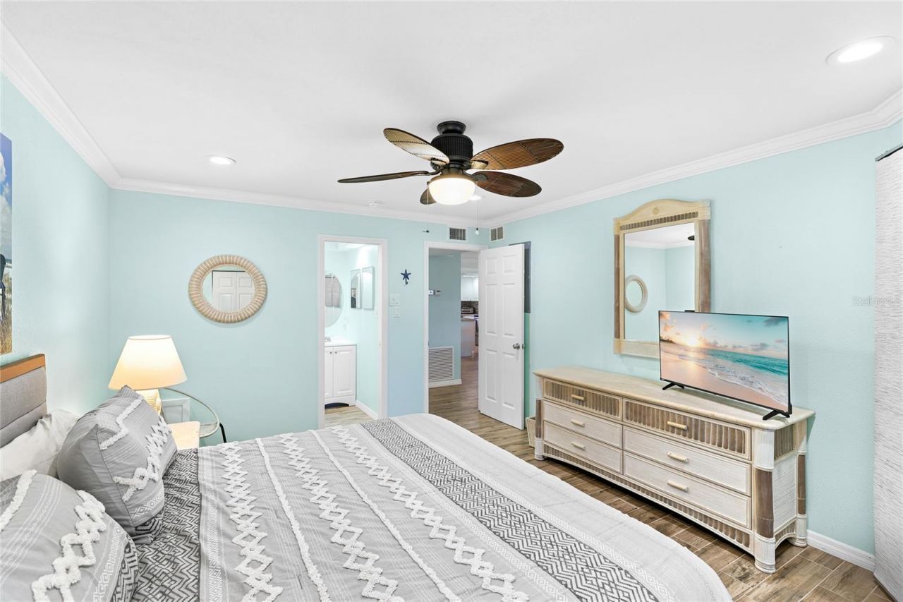6500 Flotilla Drive, Unit 235, Holmes Beach, FL 34217 Photo