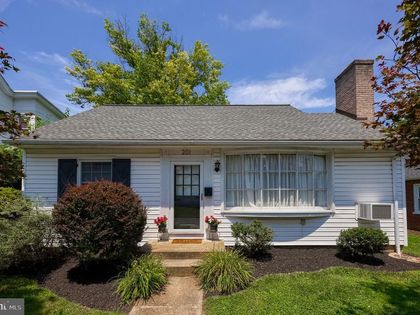 201 W FREDERICK STREET Millersville, PA 17551