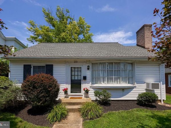 201 W FREDERICK STREET , MILLERSVILLE, PA 17551