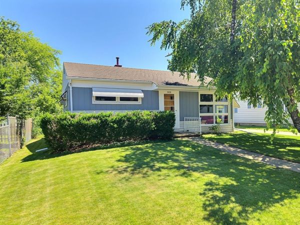 1614 ARIZONA STREET, Oshkosh, WI 54902