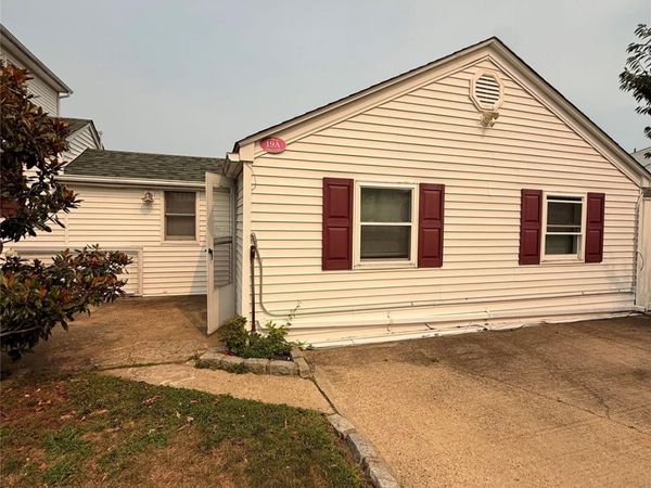 19 Nassau Avenue , Unit A, West Babylon, NY 11704
