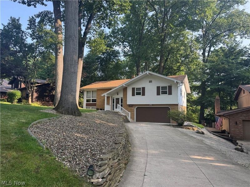 205 Rutledge Drive , Akron, OH 44319 Photo 1