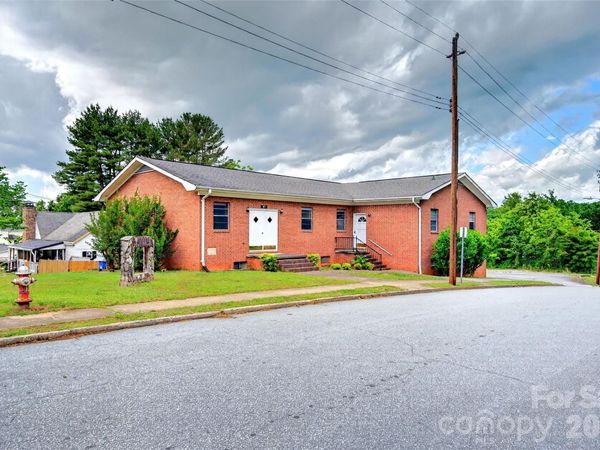 97 Clay Street , Marion, NC 28752