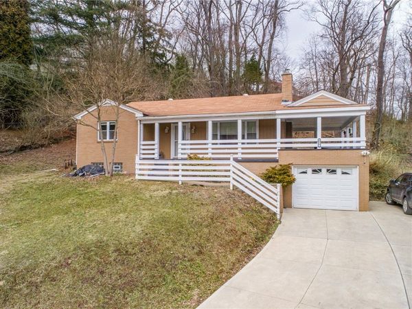 2276 Hill St , South Heights, PA 15081