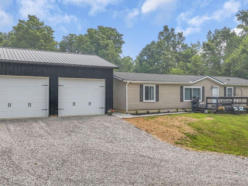 5246 Township Road 398a, Somerset, OH 43783 Photo 2