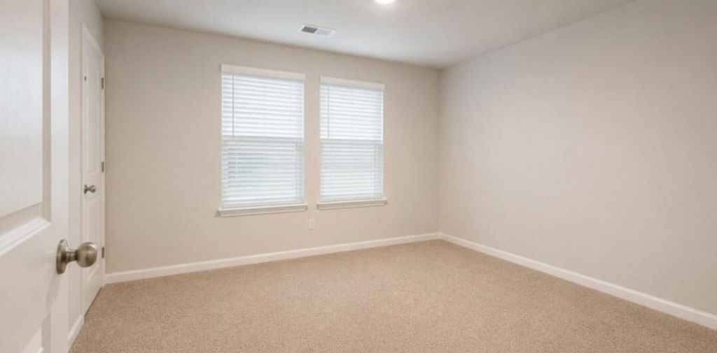 541 Golden Embers Way Photo 5