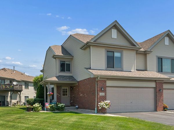 8233 W Chestnut Court , Frankfort, IL 60423