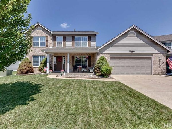 128 Coppersmith Court , St Charles, MO 63301