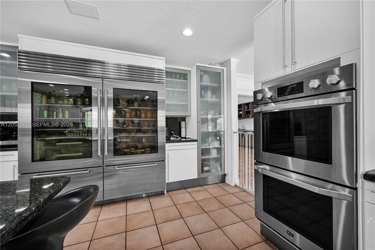 7550 SW 74th St , Miami, FL 33143 Photo