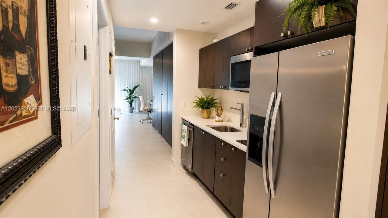 5300 NW 87th Ave , Unit 915, Doral, FL 33178 Photo